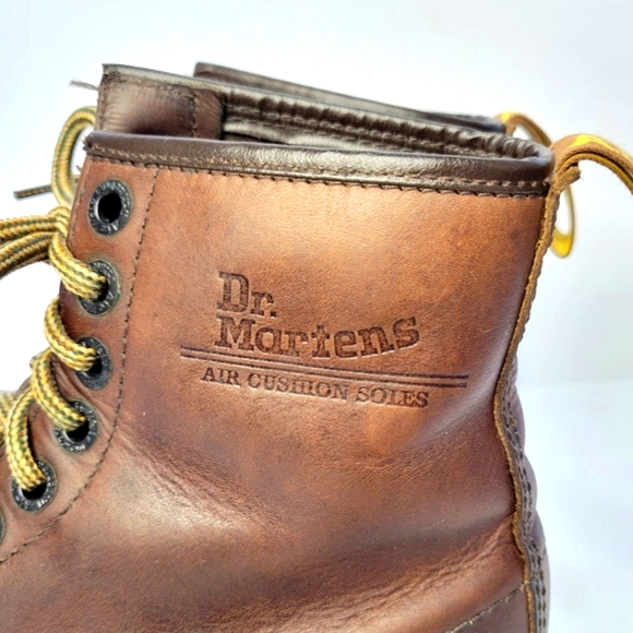 Dr. Martens Vintage England made brown leather 8338 Grunge lace up 8 hole Boot - Picture 3 of 11